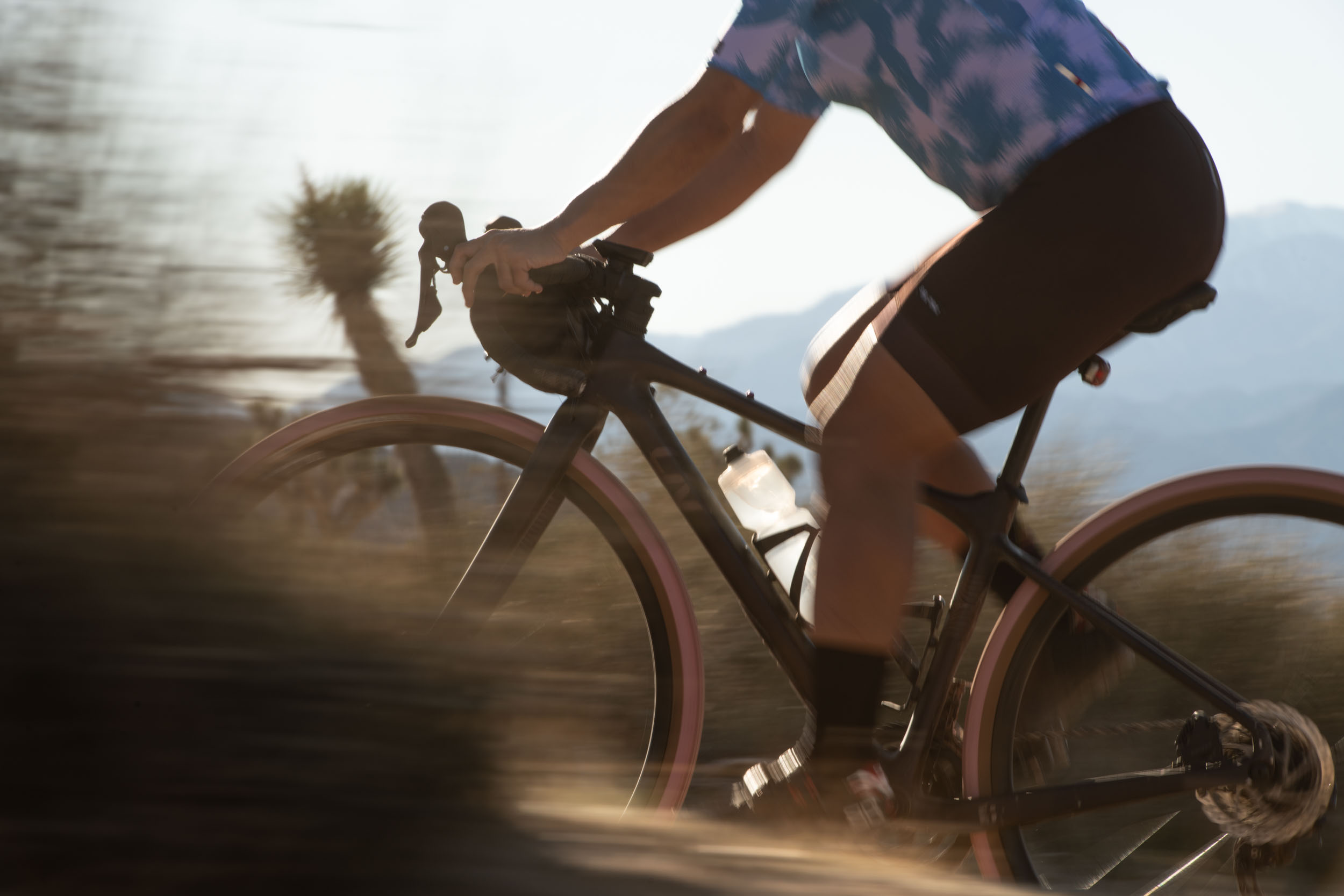 gravel cycling photoshoot